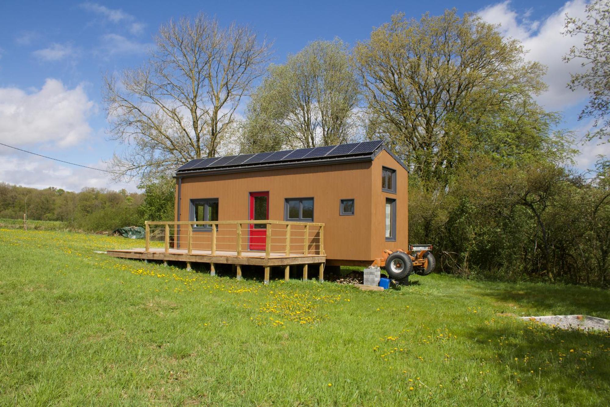 Tiny House Les Jours Heureux Sejour Nature Pres De Dinant Et Des Lacs De L Eau D Heure Villers-le-Gambon Exterior foto